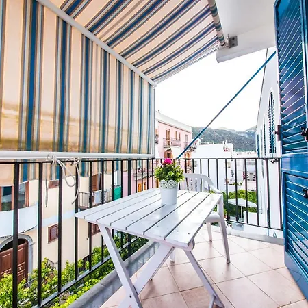 Mistral Apartment *