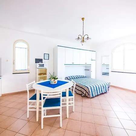 Mistral Apartment Canneto (Lipari)